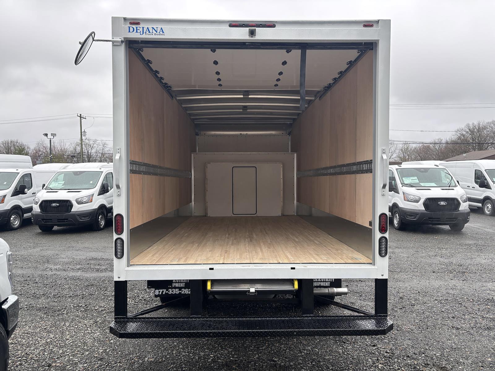 New 2026 Ford E-350 - photo 8