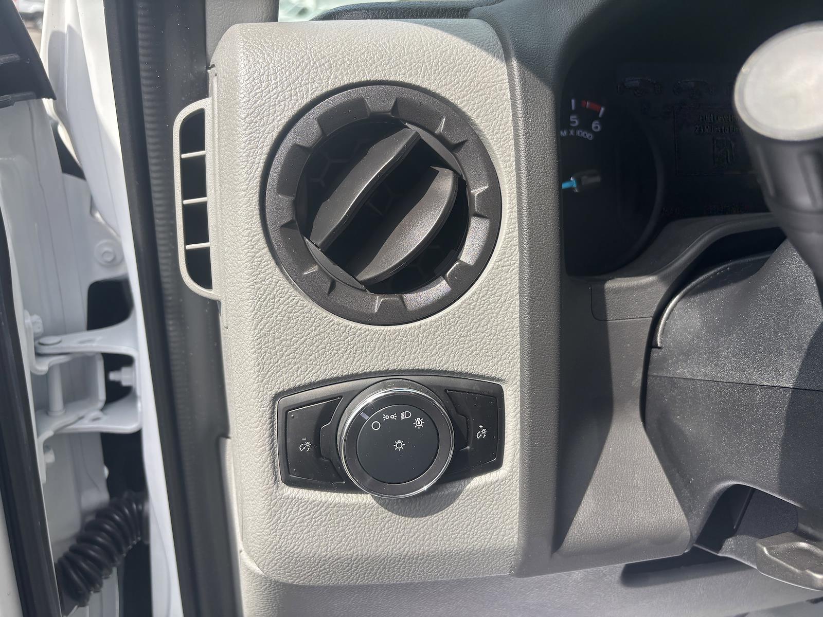 New 2026 Ford E-350 - photo 18