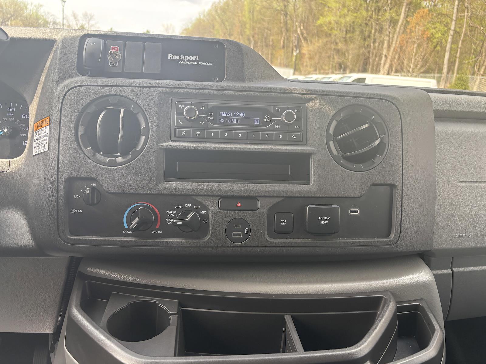 New 2026 Ford E-350 - photo 24