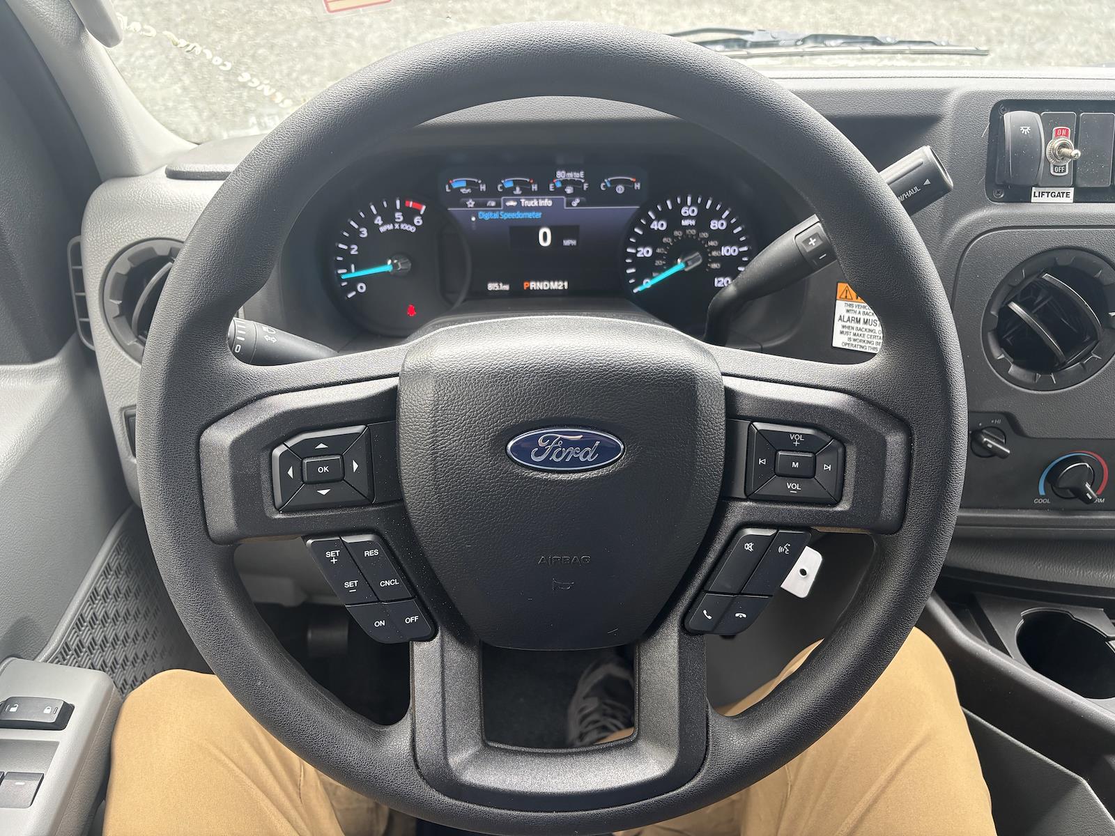 New 2026 Ford E-350 - photo 21