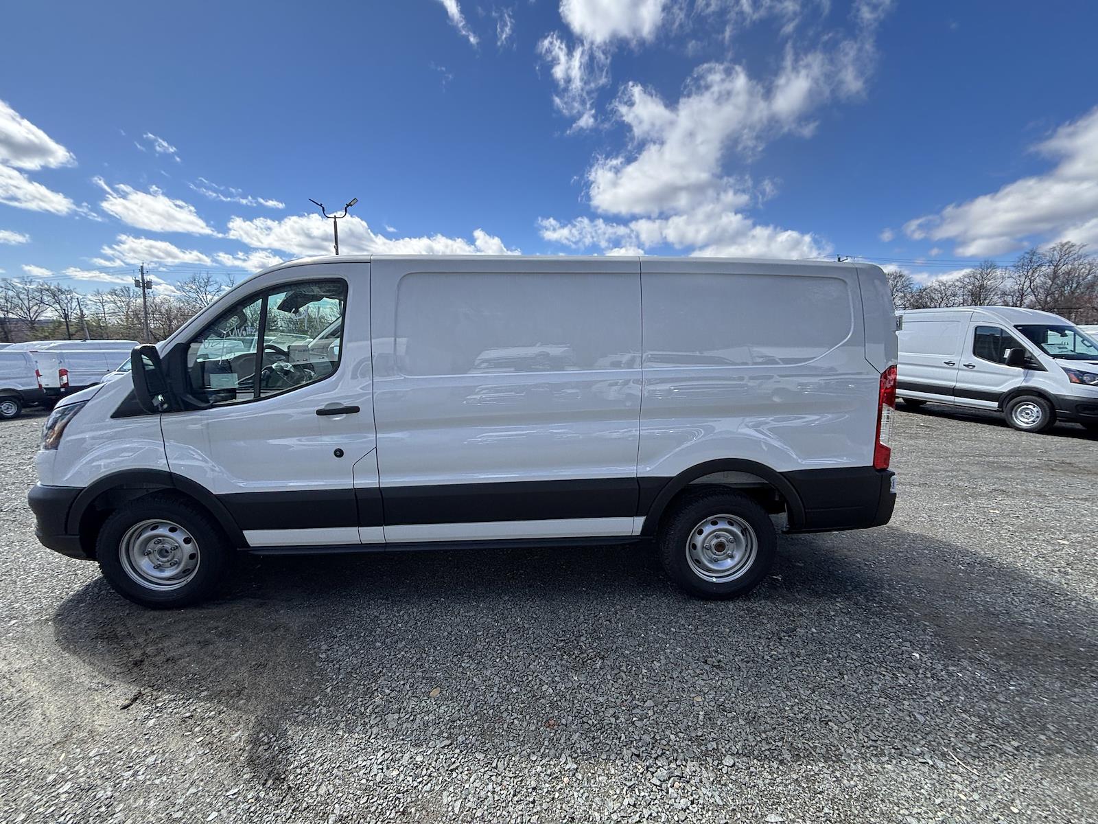 New 2026 Ford Transit 150 - photo 6