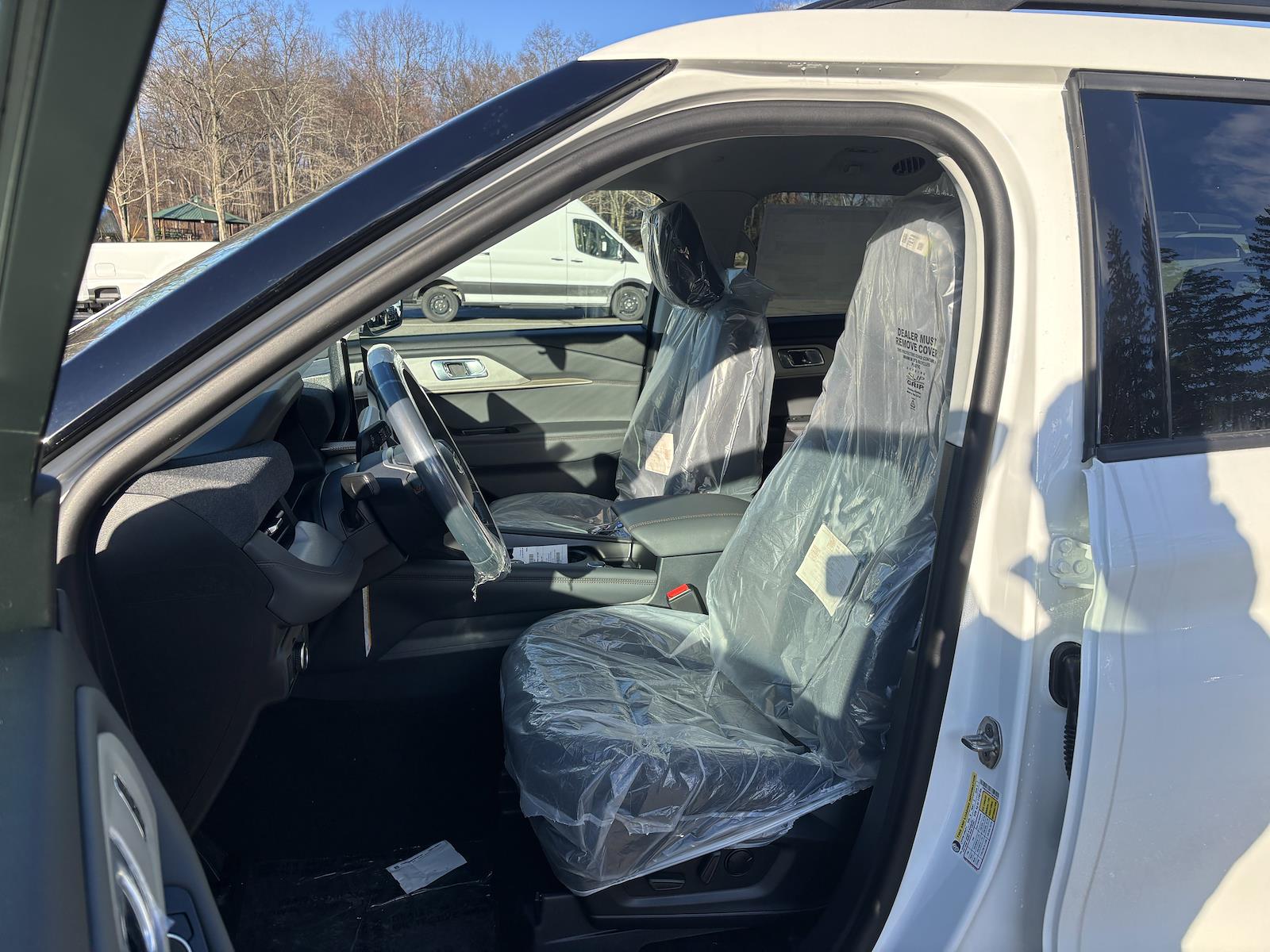 New 2026 Ford Explorer - photo 16