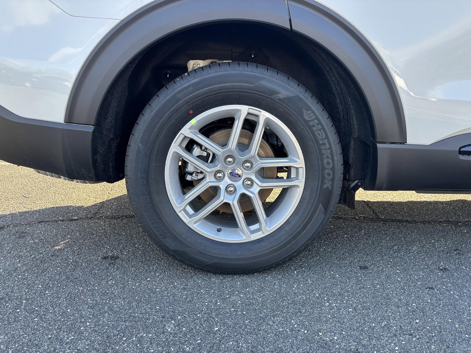 New 2026 Ford Explorer - photo 35