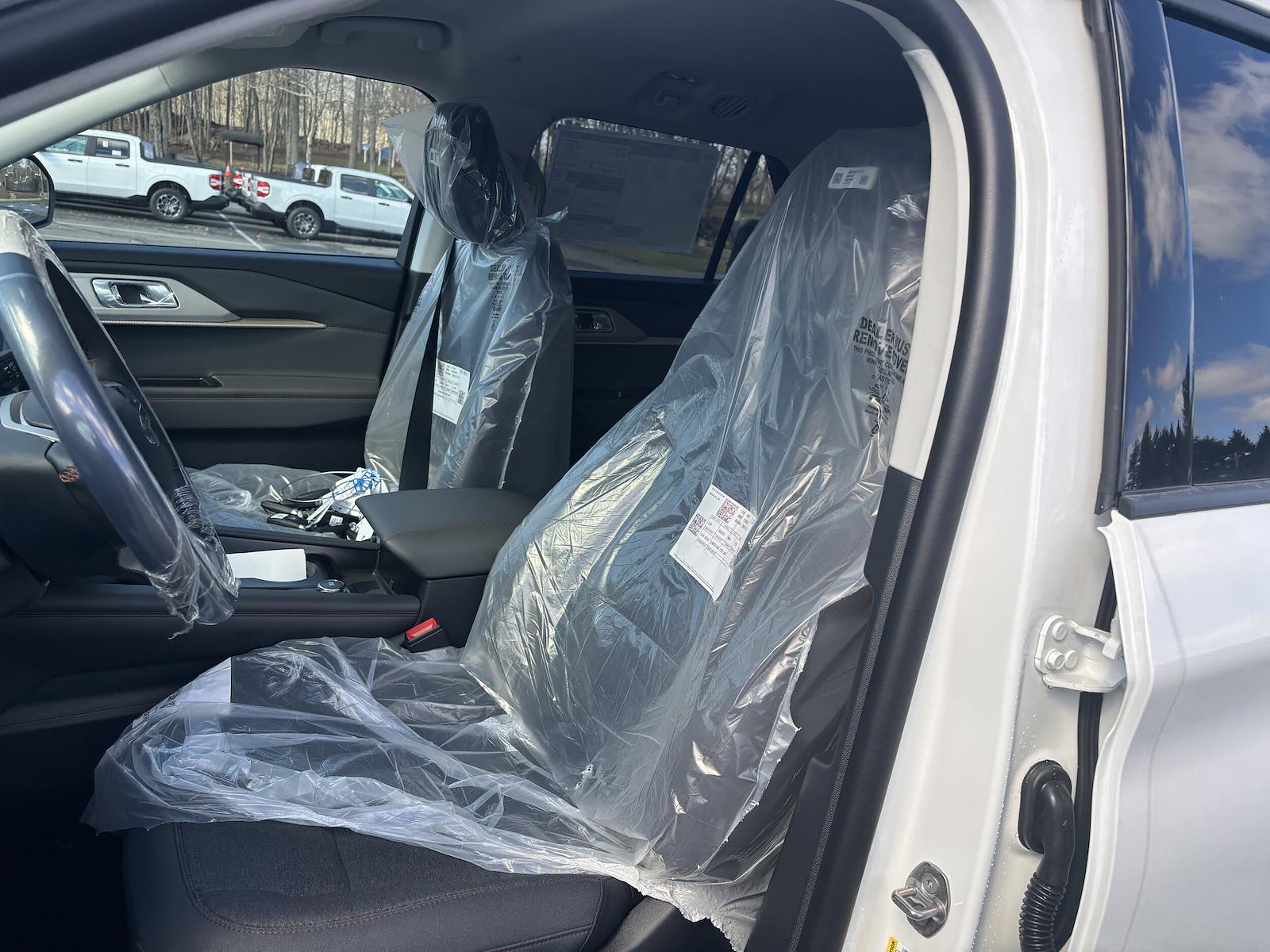 New 2026 Ford Explorer - photo 16