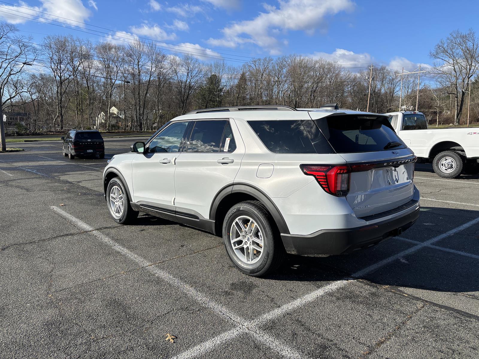 New 2026 Ford Explorer - photo 6