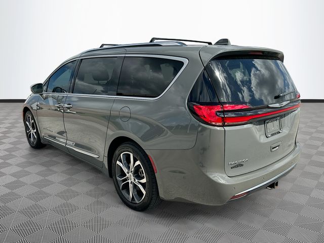 Used 2022 Chrysler Pacifica - photo 2