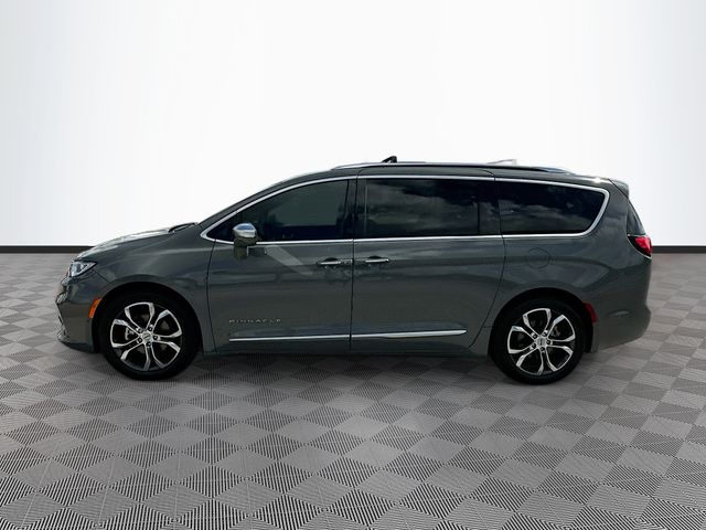 Used 2022 Chrysler Pacifica - photo 10
