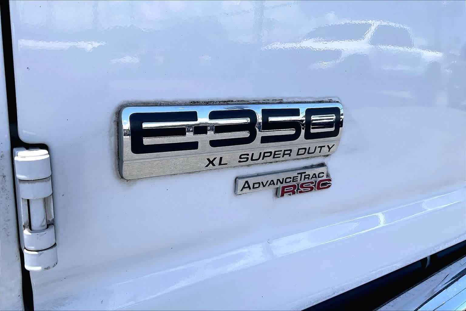 Used 2014 Ford E-350 - photo 9