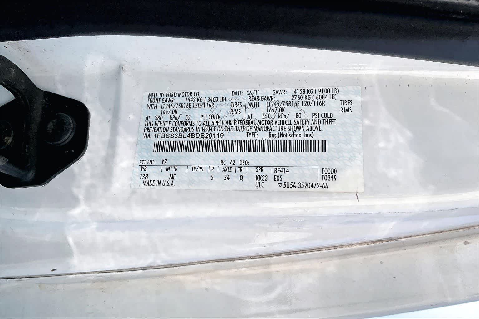 Used 2011 Ford E-350 - photo 22