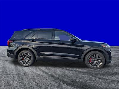 New 2026 Ford Explorer - photo 2