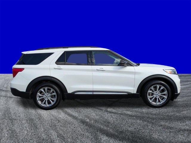 Used 2024 Ford Explorer - photo 2
