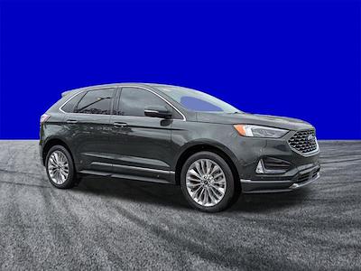 Used 2024 Ford Edge - photo 2