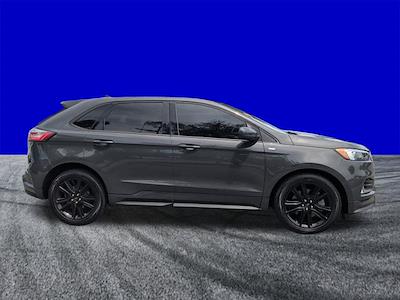 Used 2021 Ford Edge - photo 2