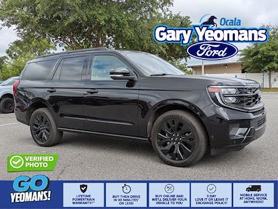 Used 2025 Ford Expedition - photo 1