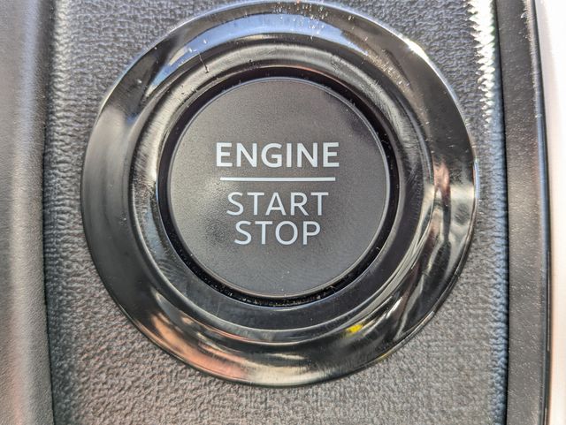 Used 2025 Ford Expedition - photo 31