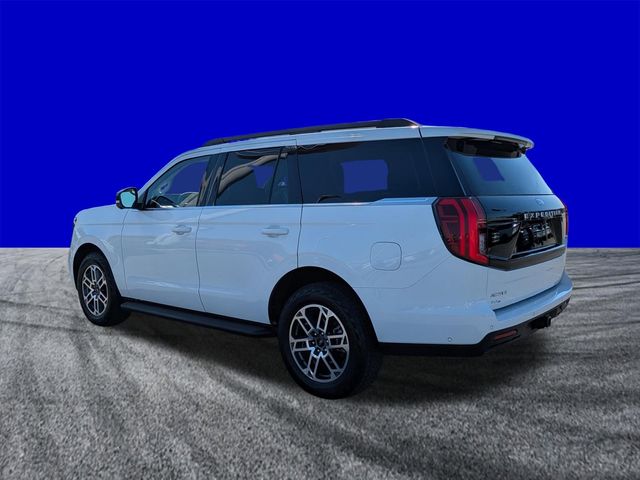 Used 2025 Ford Expedition - photo 8