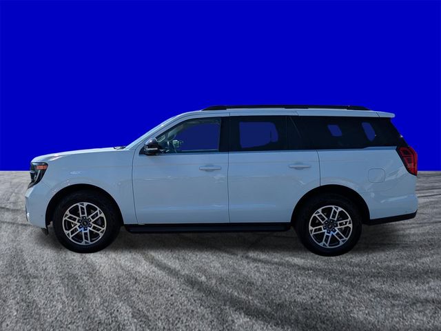 Used 2025 Ford Expedition - photo 9