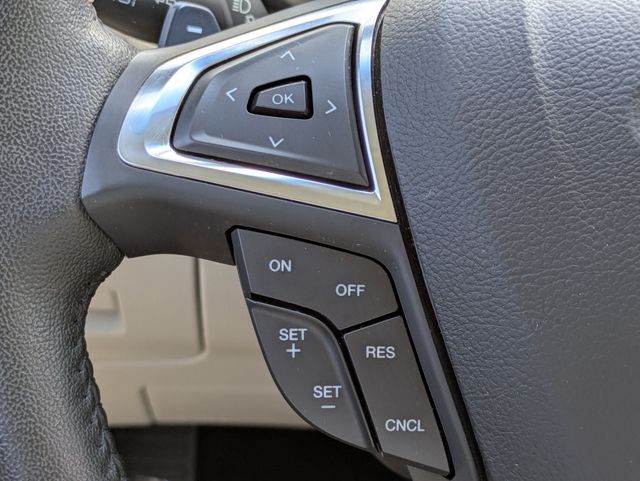 Used 2017 Ford Edge Titanium - photo 25