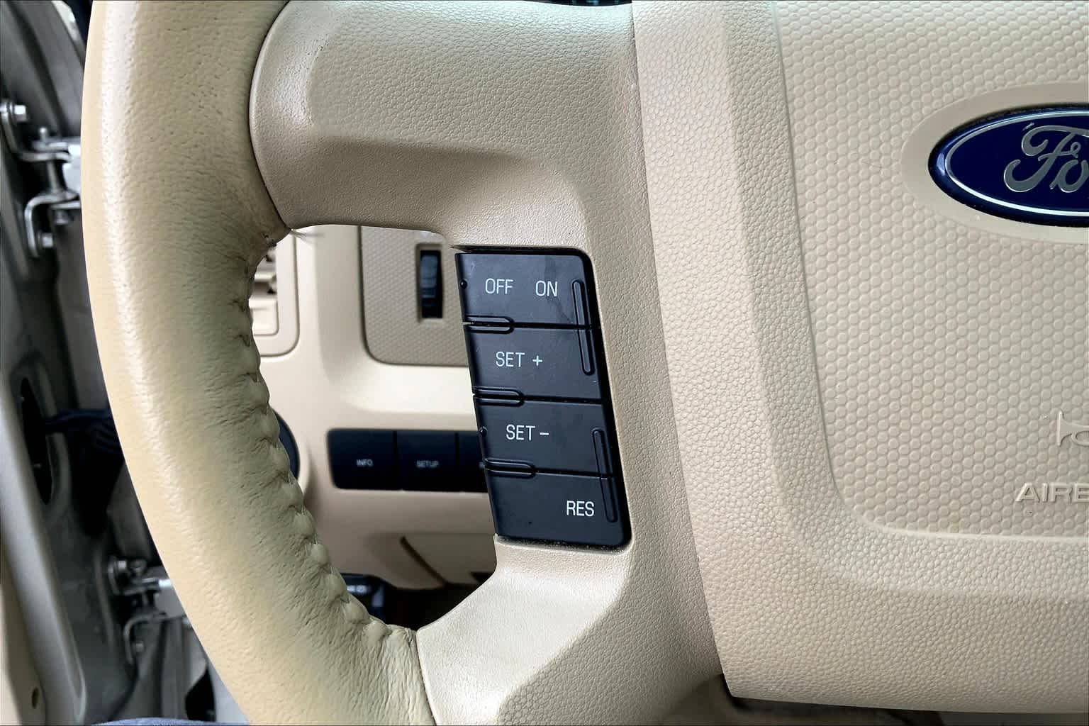 Used 2012 Ford Escape - photo 22