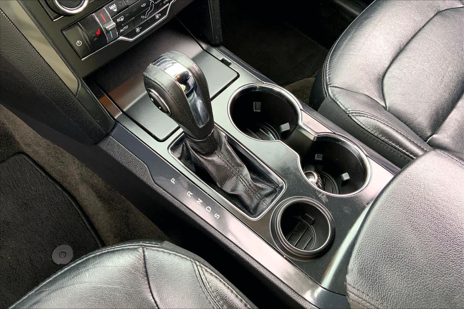 Used 2018 Ford Explorer - photo 16