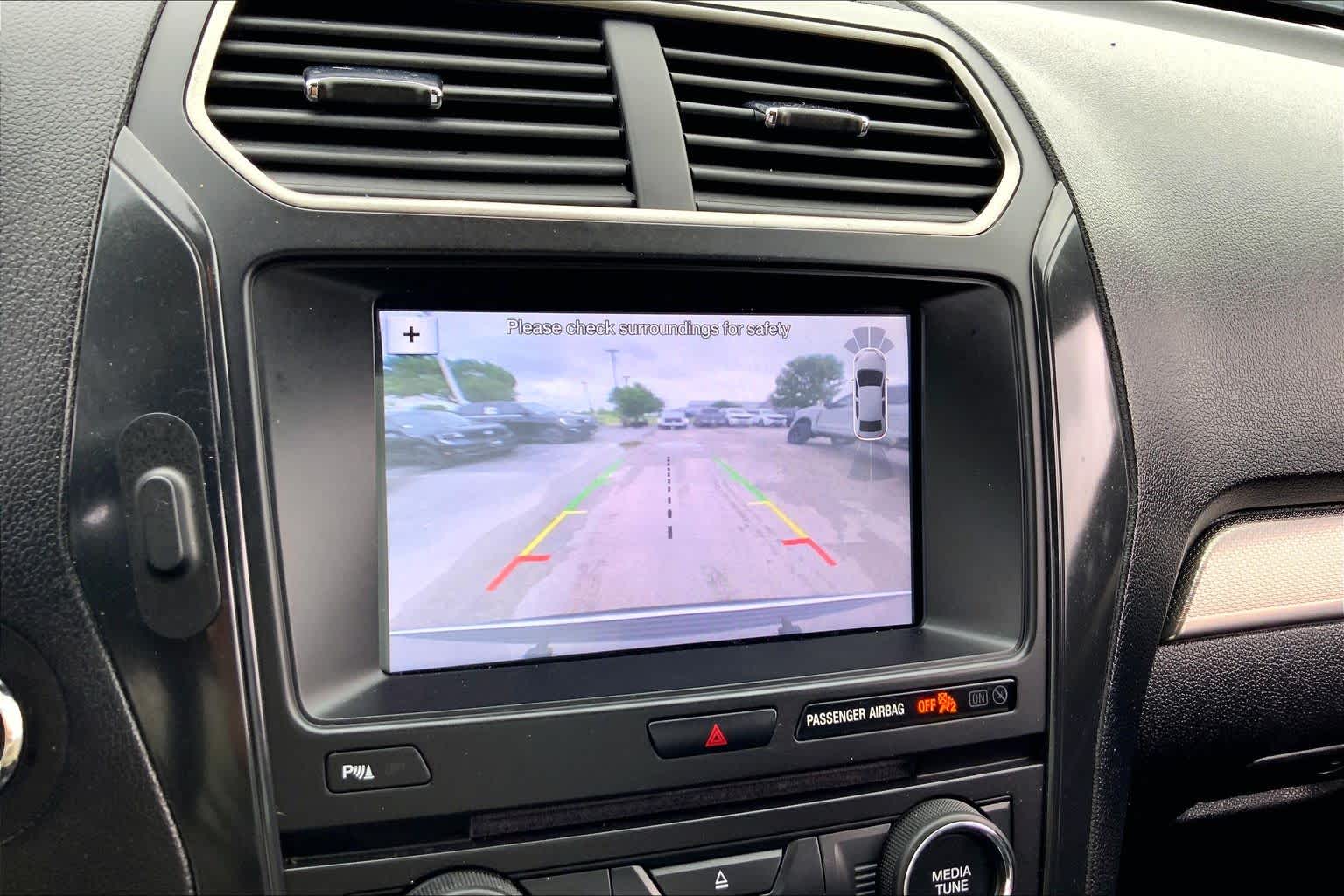 Used 2018 Ford Explorer - photo 24