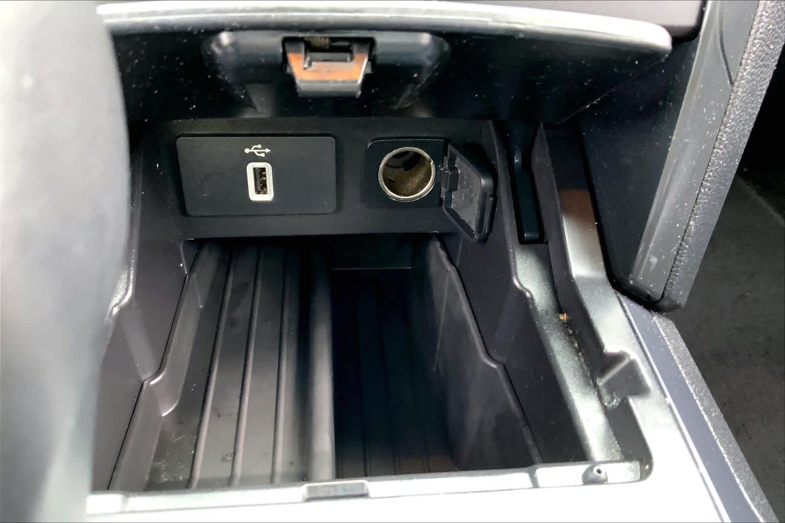 Used 2018 Ford Explorer - photo 32