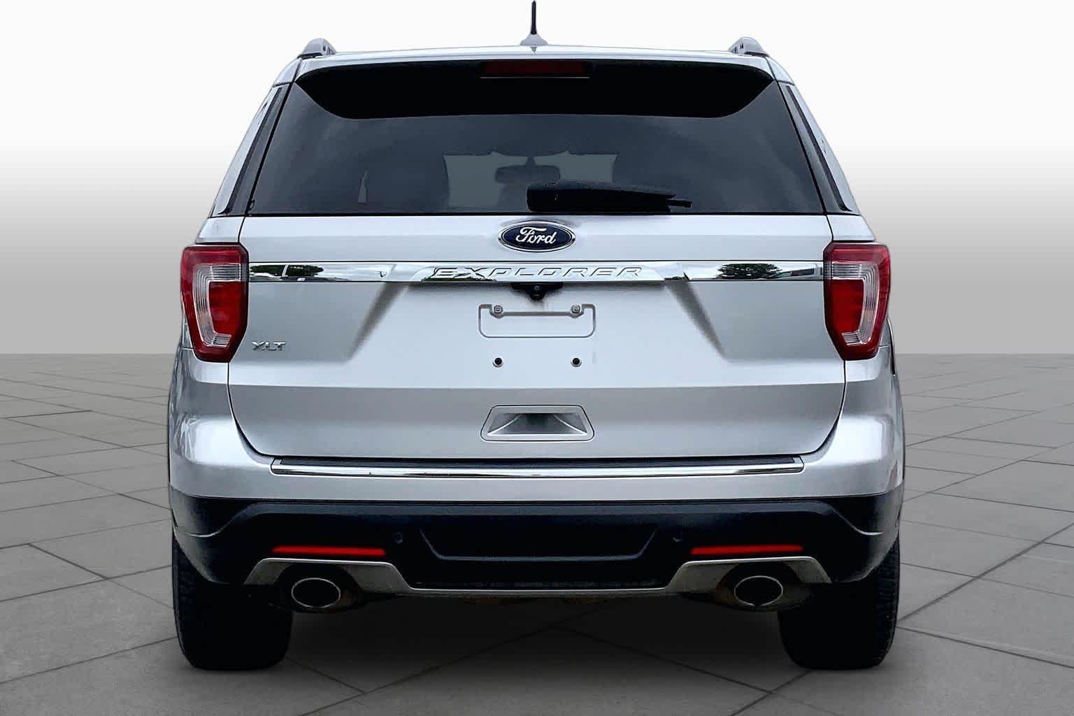 Used 2018 Ford Explorer - photo 7