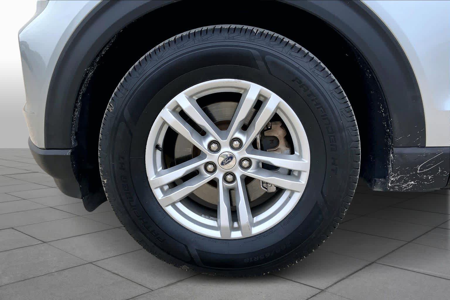 Used 2020 Ford Explorer - photo 13