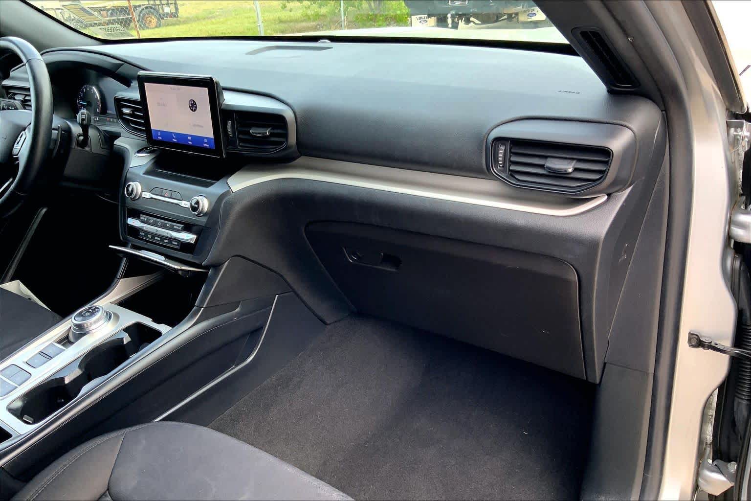 Used 2020 Ford Explorer - photo 18