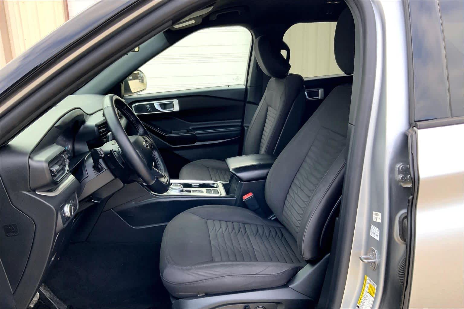 Used 2020 Ford Explorer - photo 10