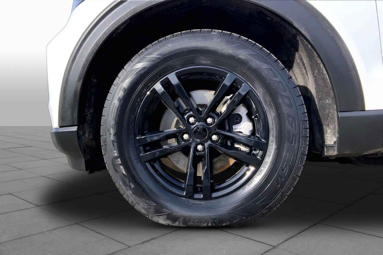 Used 2021 Ford Explorer - photo 13