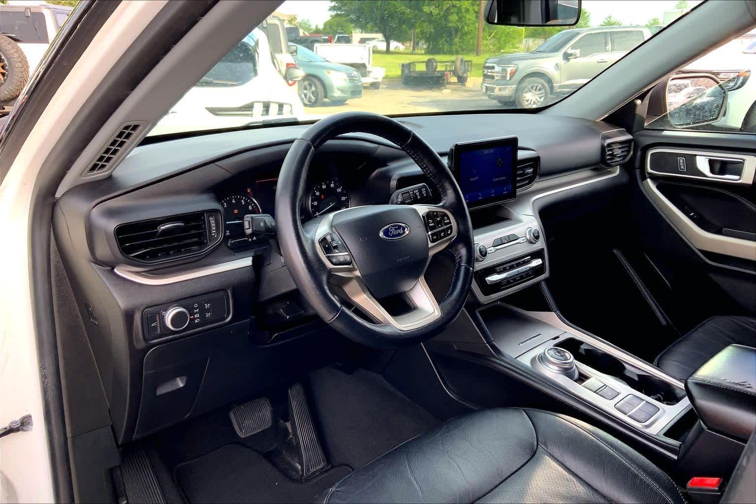 Used 2021 Ford Explorer - photo 17
