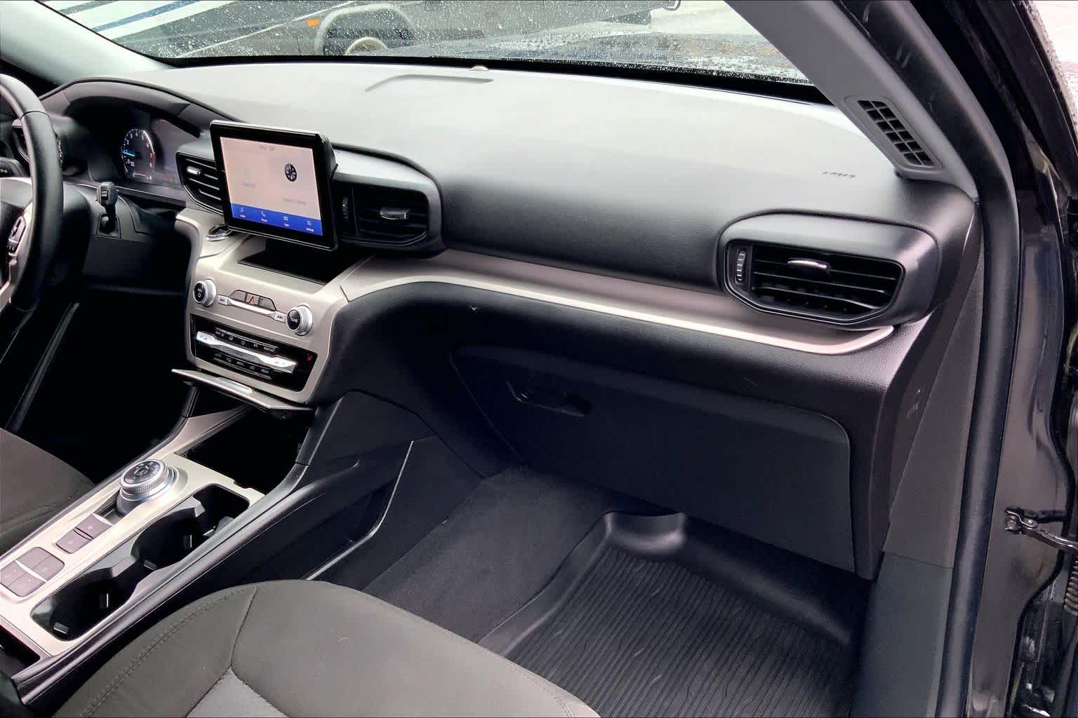 Used 2022 Ford Explorer - photo 18