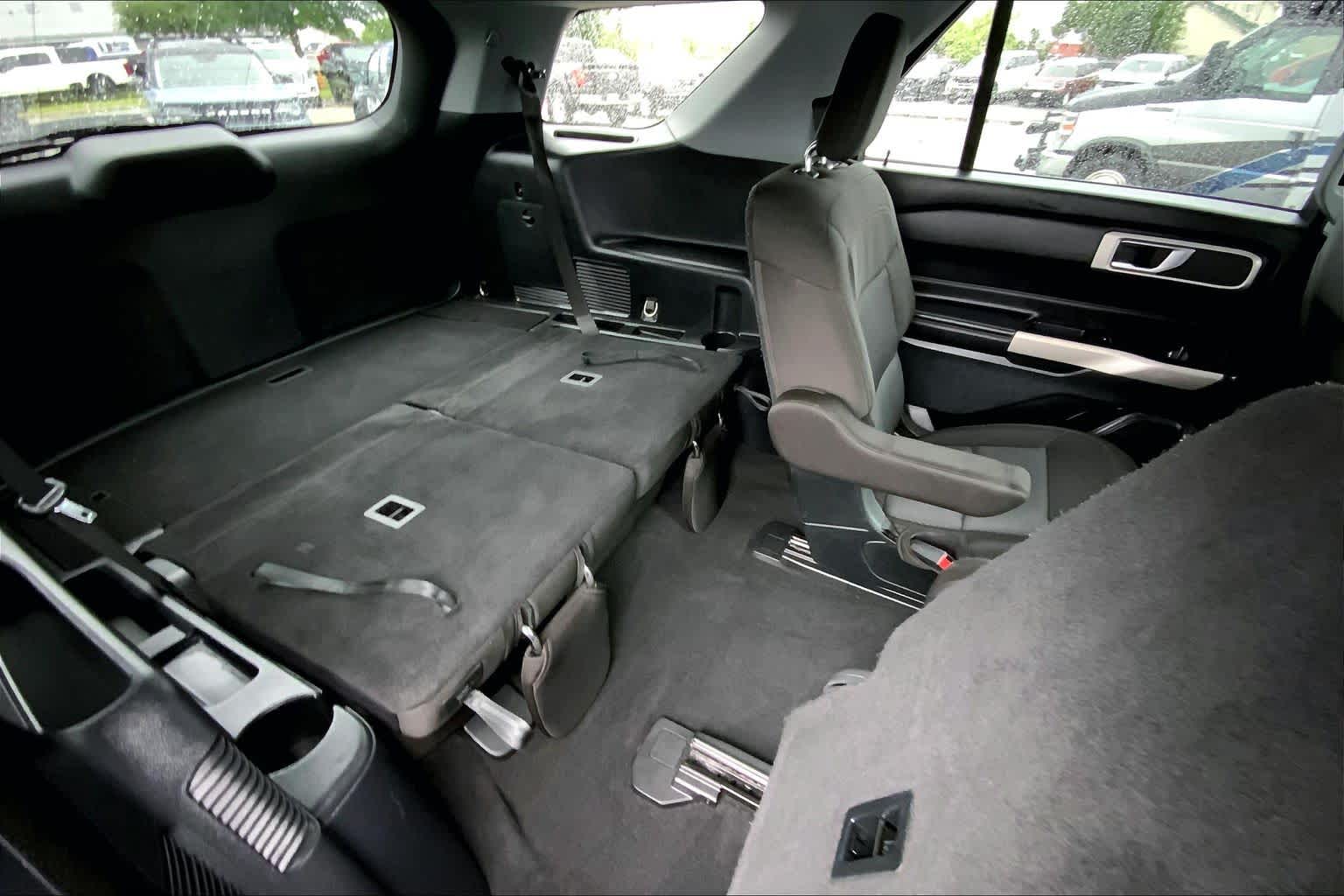 Used 2022 Ford Explorer - photo 19