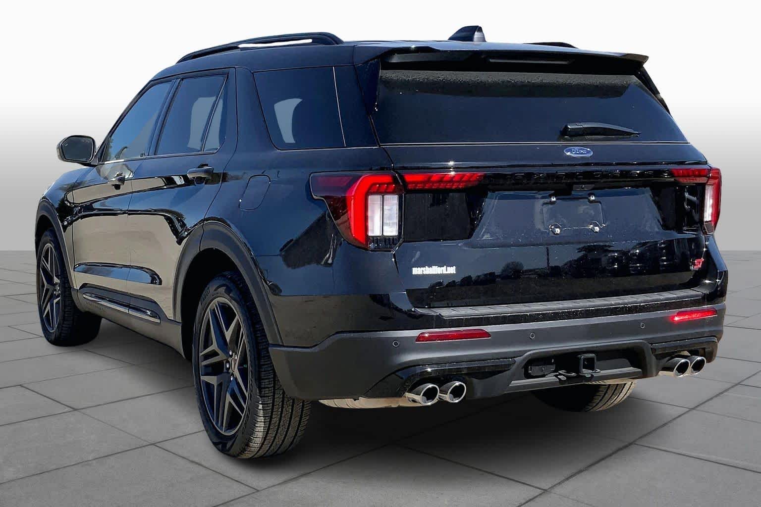 New 2026 Ford Explorer - photo 2