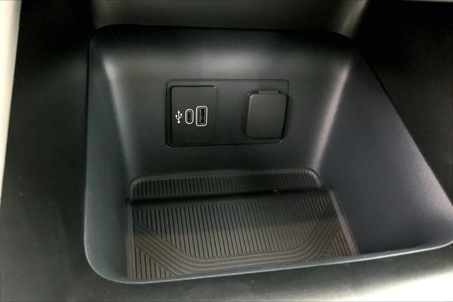 New 2026 Ford Explorer - photo 18