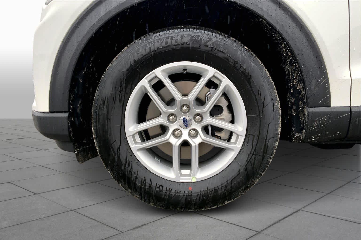 New 2026 Ford Explorer - photo 11