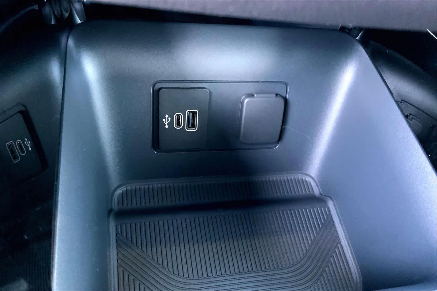 New 2026 Ford Explorer - photo 18