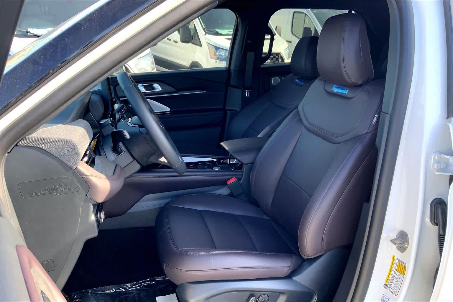 New 2026 Ford Explorer - photo 10
