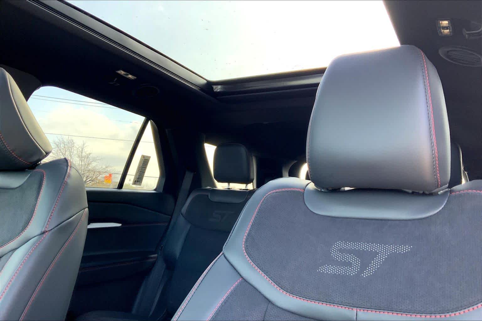 New 2026 Ford Explorer - photo 18