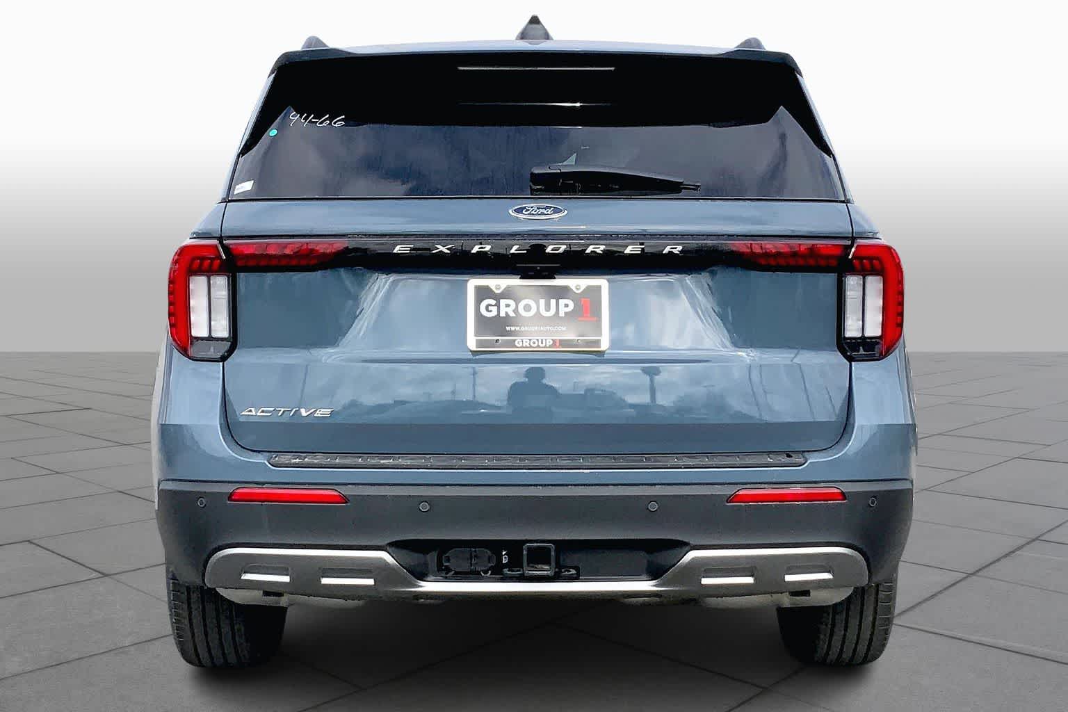 New 2026 Ford Explorer - photo 5