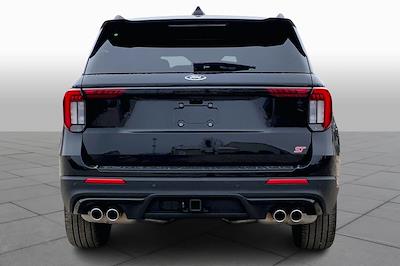 New 2026 Ford Explorer - photo 2
