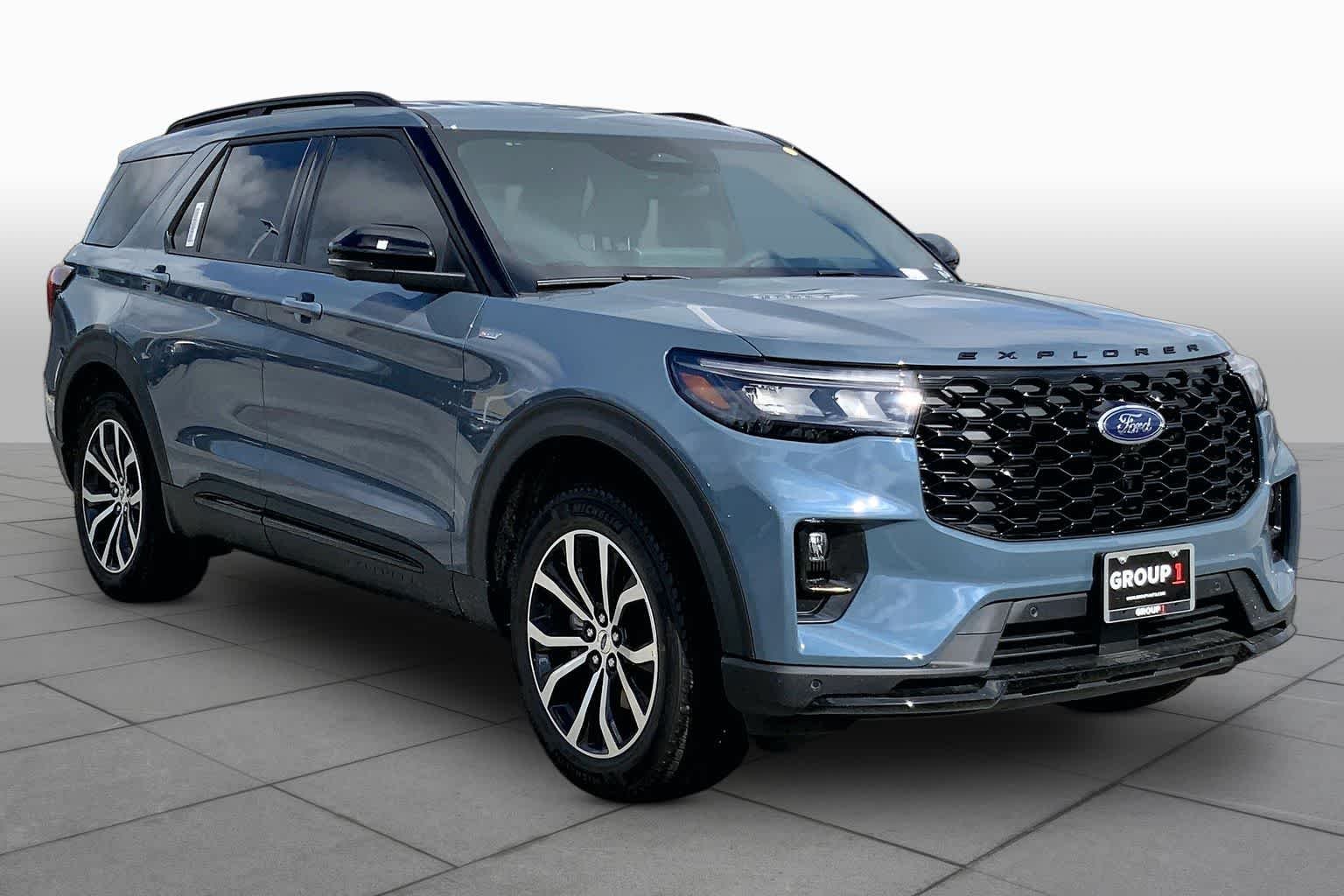 New 2026 Ford Explorer - photo 1