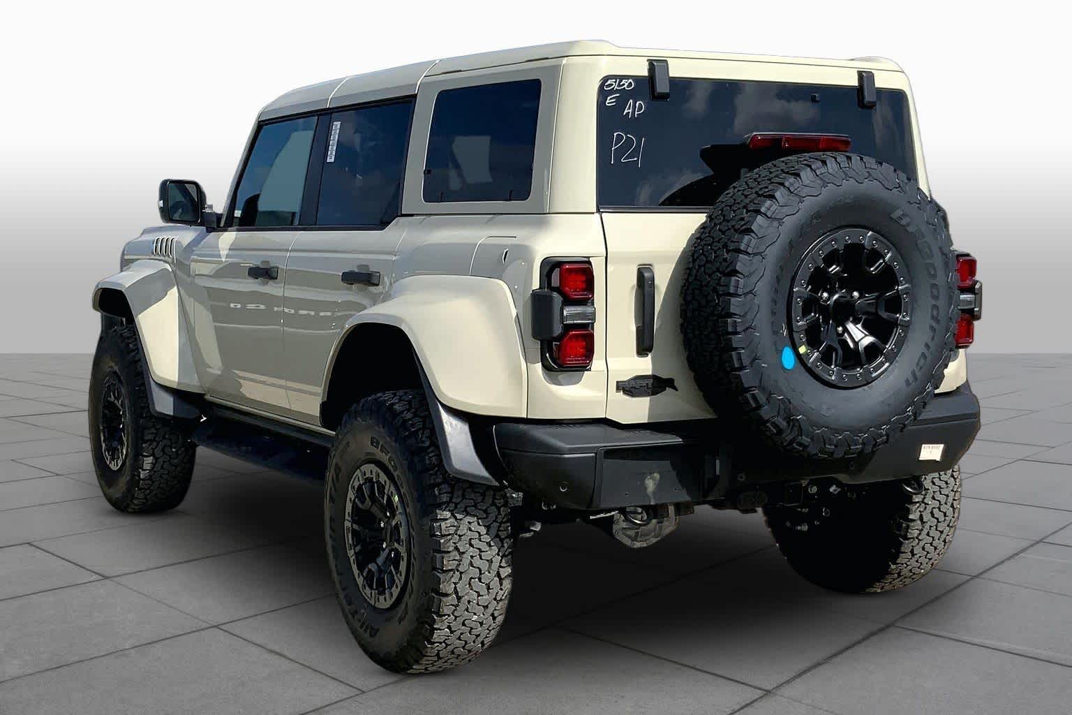 New 2026 Ford Bronco - photo 2