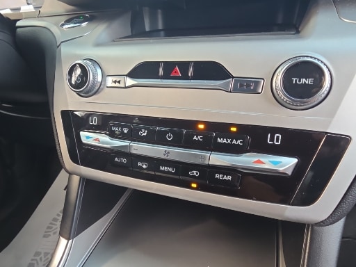 Used 2020 Ford Explorer - photo 6