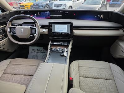 Used 2024 Lincoln Nautilus - photo 2