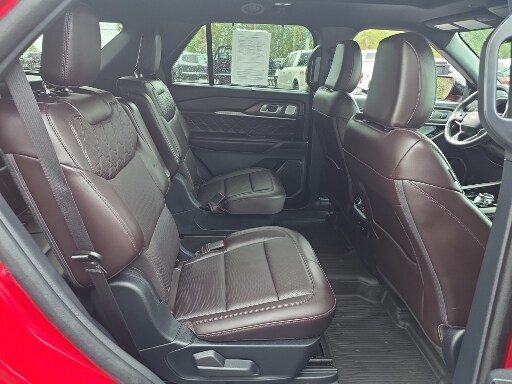 Used 2025 Ford Explorer - photo 18