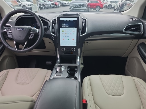 Used 2024 Ford Edge - photo 1
