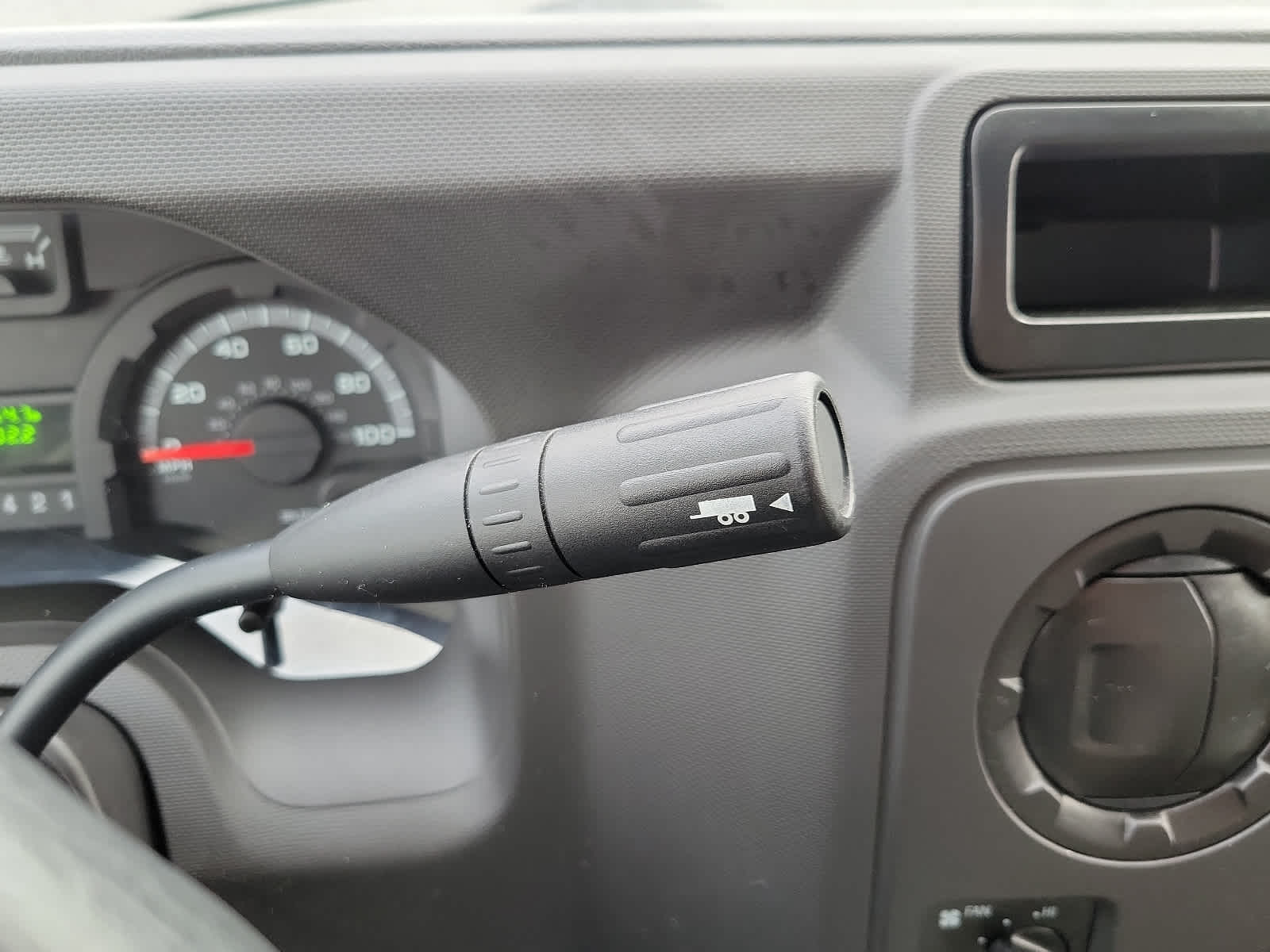 Used 2017 Ford E-350 - photo 15