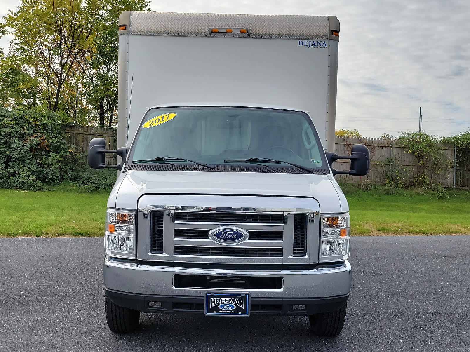 Used 2017 Ford E-350 - photo 9
